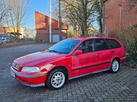 Gebraucht Volvo V40 140 PS (102 kW) 1998 Rot Kombi