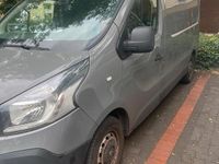 Gebraucht Renault Trafic Komfort 90 PS (66 kW) 2014 Grau Van / Kleinbus