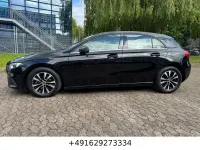 Gebraucht Mercedes A180 116 PS (85 kW) 2021 Schwarz Kleinwagen