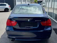 Gebraucht BMW 320 Basis 184 PS (135 kW) 2010 Blau Limousine