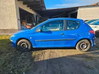Gebraucht Peugeot 206 Filou 60 PS (44 kW) 2005 Farbe blau santorin/deckende l Limousine