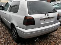 Gebraucht VW Golf III 90 PS (66 kW) 1995 Silber Kleinwagen