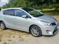 Gebraucht Toyota Verso Skyview Edition 147 PS (108 kW) 2015 Grau Van / Kleinbus