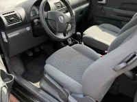 Gebraucht VW Fox 54 PS (39 kW) 2009 Schwarz Kleinwagen