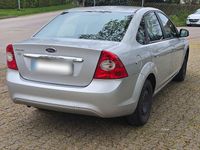 Second-hand Ford Focus Ghia 145 CP (106 kW) 2008 Argintiu Berlinǎ