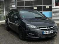 Gebraucht Opel Astra Selection 136 PS (100 kW) 2014 Schwarz Kombi