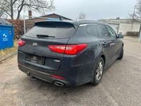 Gebraucht Kia Optima 141 PS (103 kW) 2018 Blau Kombi