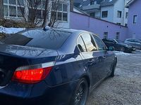 Gebraucht BMW 525 M Sport 192 PS (141 kW) 2004 Blau Limousine