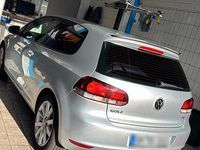 Gebraucht VW Golf 122 PS (89 kW) 2010 Silber Coupé