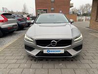Gebraucht Volvo V60 Core 197 PS (144 kW) 2023 Silber Kombi