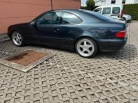 Gebraucht Mercedes CLK230 197 PS (144 kW) 2000 Schwarz Coupé