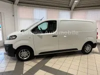 Gebraucht Opel Vivaro-e Combi Edition 102 PS (75 kW) 2022 Weiß Van / Kleinbus