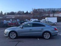 Gebraucht VW Passat 160 PS (117 kW) 2010 Blau Limousine