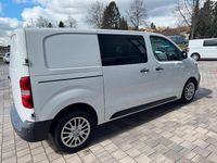 Gebraucht Opel Vivaro 150 PS (110 kW) 2021 Weiß Van / Kleinbus