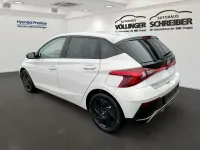 Neu Hyundai i20 Blackline 90 PS (66 kW) 2025 Grau Limousine