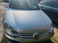 Gebraucht VW Golf V 150 PS (110 kW) 2004 Silber Kleinwagen
