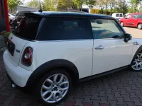 Gebraucht Mini Cooper 120 PS (88 kW) 2008 Weiß Kleinwagen