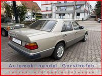 Gebraucht Mercedes E230 132 PS (97 kW) 1990 Gold Limousine