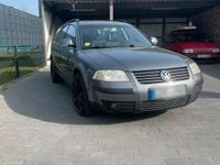Usata VW Passat 131 CV (96 kW) 2004 Grigio Station wagon