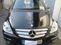 Gebraucht Mercedes B200 136 PS (100 kW) 2010 Schwarz Van / Kleinbus