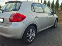 Gebraucht Toyota Auris 125 PS (91 kW) 2008 Silber Kleinwagen