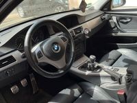 gebraucht BMW 330 i Limousine