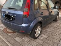 Gebraucht Ford Fiesta 80 PS (58 kW) 2005 Blau Kleinwagen