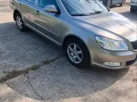 Używany Skoda Octavia 122 KM (89 kW) 2011 Żółty Kombi