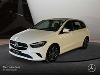 Usado Mercedes B200 Advanced 150 HP (110 kW) 2025 Branco Monovolume