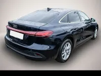 Gebraucht Audi A5 Basis 204 PS (150 kW) 2025 Blau Limousine