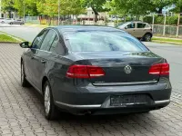 Gebraucht VW Passat Comfortline 122 PS (89 kW) 2012 Grau Limousine