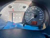 Gebraucht Renault Clio II 60 PS (44 kW) 2000 Silber Kleinwagen