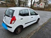 Gebraucht Hyundai i10 67 PS (49 kW) 2009 Weiß Kleinwagen