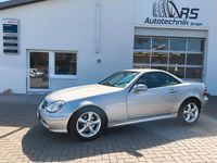 Gebraucht Mercedes SLK230 197 PS (144 kW) 2002 Silbermet. Cabrio