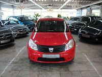Gebraucht Dacia Sandero Basis 75 PS (55 kW) 2009 Rot Kleinwagen