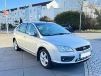 Gebraucht Ford Focus Ghia 101 PS (74 kW) 2006 Limousine