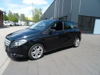 Gebraucht Mercedes B180 109 PS (80 kW) 2014 Schwarz Kleinwagen