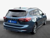 Gebraucht Ford Focus ST-Line X 125 PS (91 kW) 2023 Chrome blue metallic Kombi