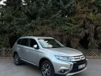 Gebraucht Mitsubishi Outlander 150 PS (110 kW) 2018 Silber SUV