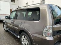 gebraucht Mitsubishi Pajero Pajero3.2 DI-D Automatik Instyle