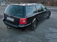 Gebraucht VW Passat Exclusive 131 PS (96 kW) 2004 Schwarz Kombi