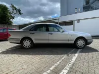 Gebraucht Mercedes E240 Elegance 170 PS (125 kW) 1998 Silber Limousine