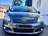 Gebraucht Toyota Verso Executive 147 PS (108 kW) 2009 Grau Van / Kleinbus