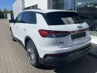 Second-hand Audi Q4 e-tron S-Line 250 kW (340 CP) 2024 Alb SUV