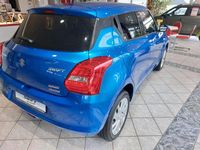 Gebraucht Suzuki Swift 83 PS (61 kW) 2023 Blau Kleinwagen