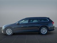Gebraucht VW Passat 150 PS (110 kW) 2022 Schwarz Kombi
