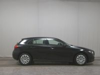 Gebraucht Mercedes A180 116 PS (85 kW) 2022 Schwarz Limousine