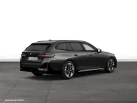 Gebraucht BMW 540 Sport Line 286 PS (210 kW) 2025 Grau Kombi