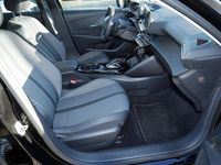 Gebraucht Peugeot e-208 Style 100 kW (136 PS) 2021 Schwarz Kleinwagen
