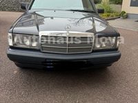 Gebraucht Mercedes 190 109 PS (80 kW) 1990 Blau Limousine